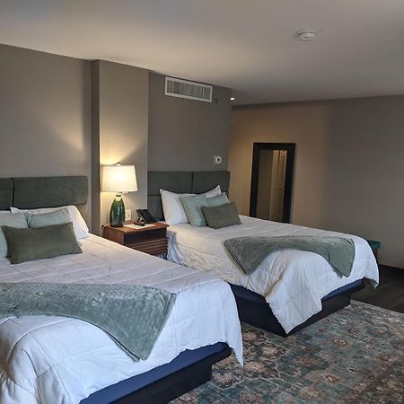 The Northeastland Hotel Presque Isle Esterno foto